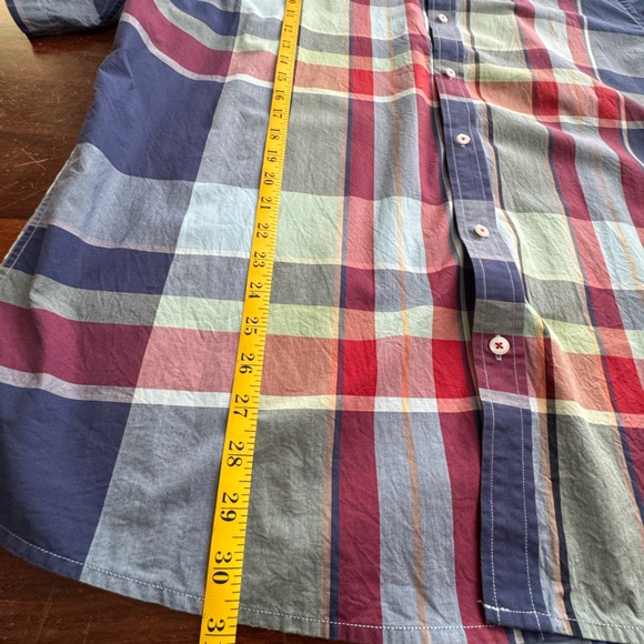 Men’s casual button down shirt. Size is XXL and in great condition. - Picture 5 of 6